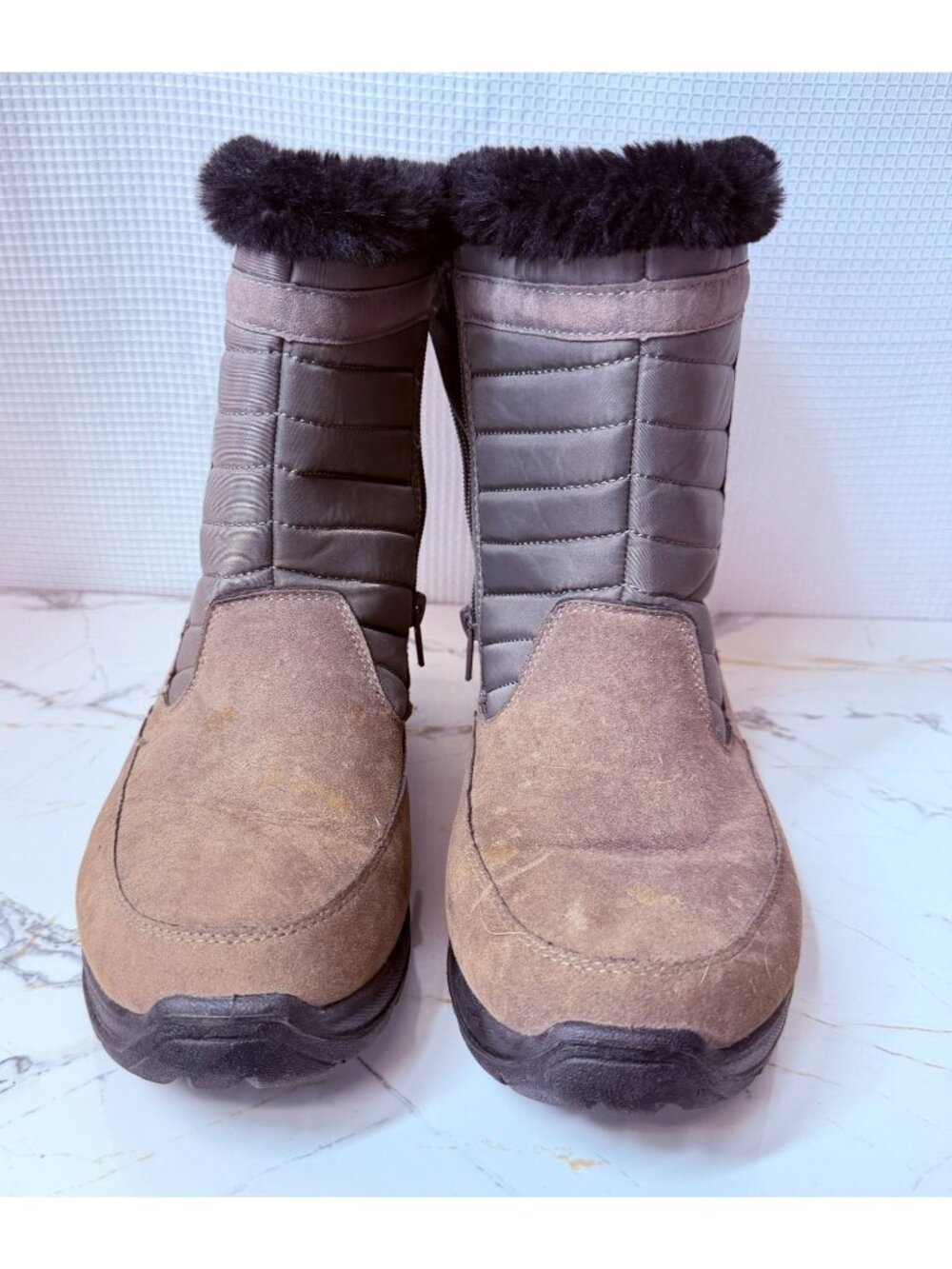 Easy Street Frazer Gray Waterproof Winter Boots size 9 Faux Fur Trim